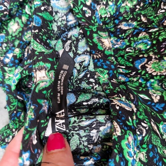 Floral Patterned Green & Blue Womens Dress With Keyhole Back - Picture 7 of 10